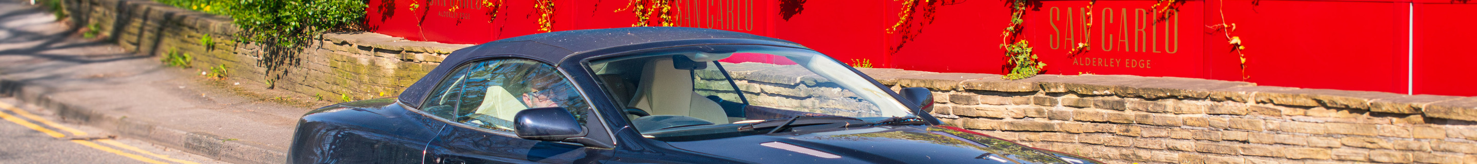 Aston Martin DB9 Volante
