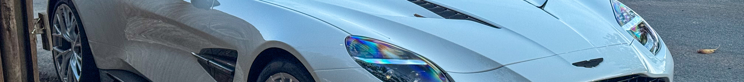 Aston Martin Vanquish 2025