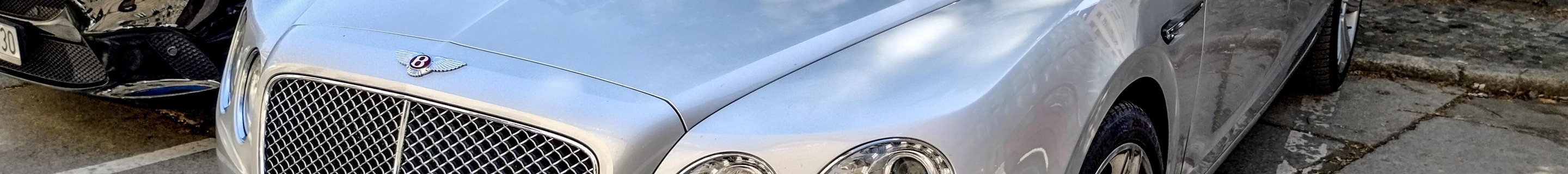 Bentley Flying Spur V8