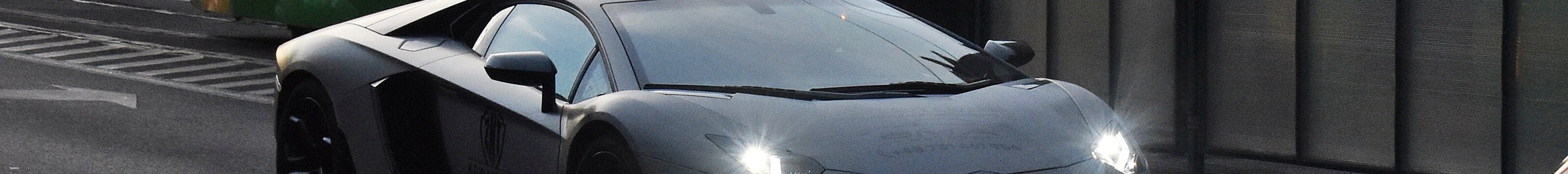 Lamborghini Aventador LP700-4