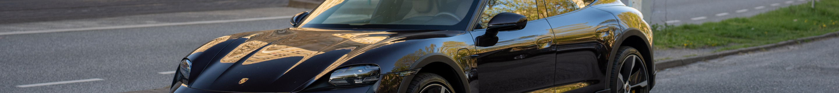 Porsche Taycan Turbo S Cross Turismo MkI
