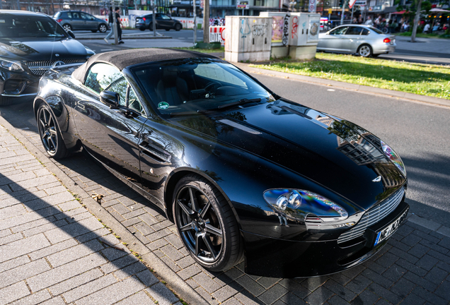 Aston Martin V8 Vantage Roadster