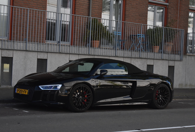 Audi R8 V10 Spyder 2016