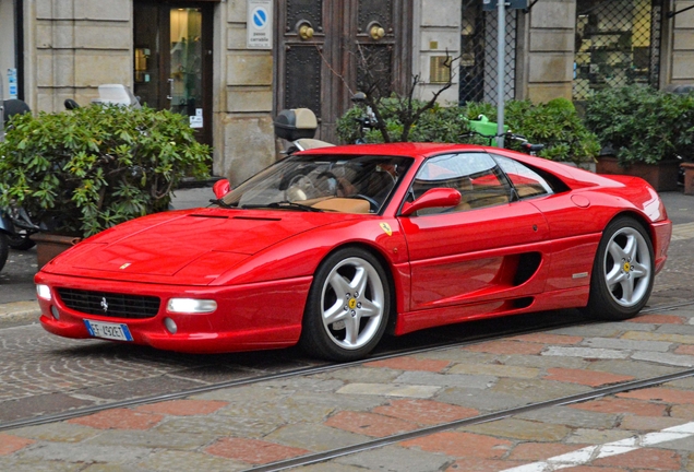 Ferrari F355 GTS