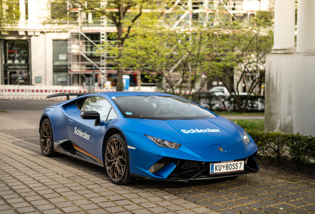 Lamborghini Huracán LP640-4 Performante