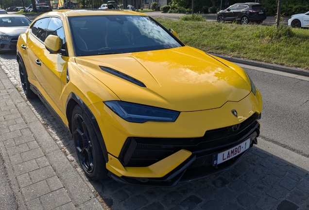 Lamborghini Urus Performante