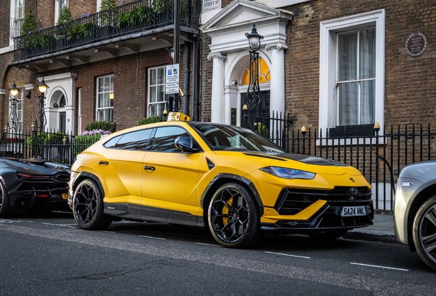 Lamborghini Urus Performante