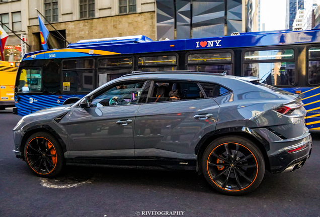 Lamborghini Urus S