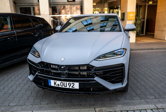 Lamborghini Urus SE