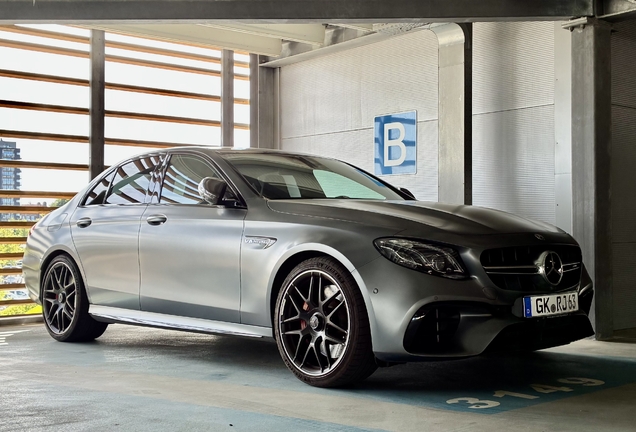 Mercedes-AMG E 63 S W213
