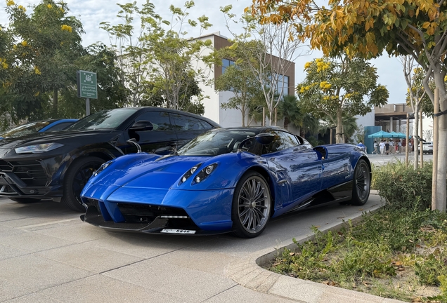 Pagani Huayra Roadster