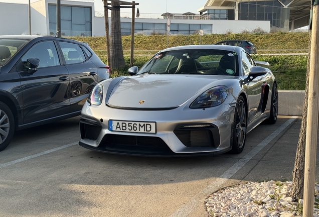 Porsche 718 Cayman GT4