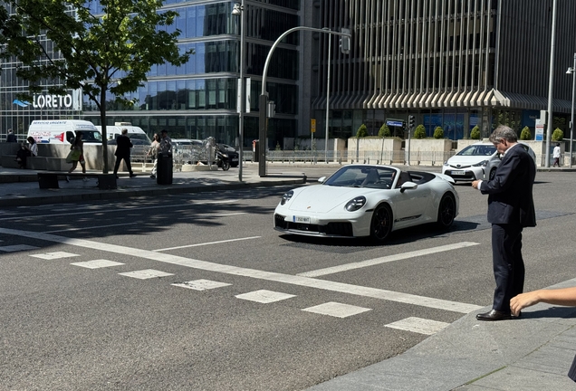 Porsche 992 Carrera 4 GTS Cabriolet MkII