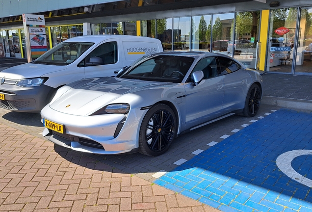 Porsche Taycan Turbo MkI