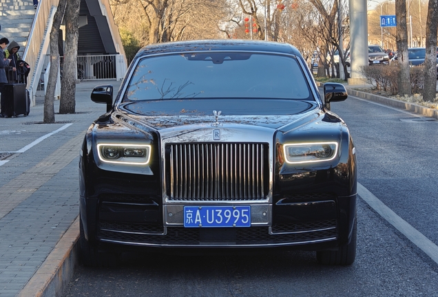 Rolls-Royce Phantom VIII EWB
