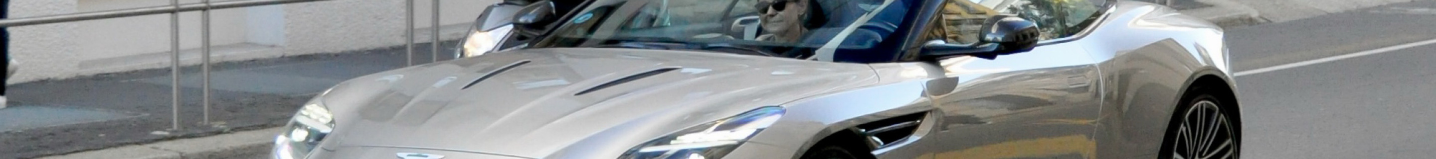 Aston Martin DB12 Volante