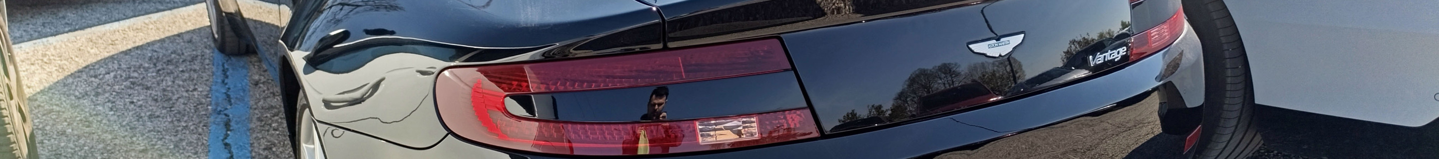 Aston Martin V8 Vantage