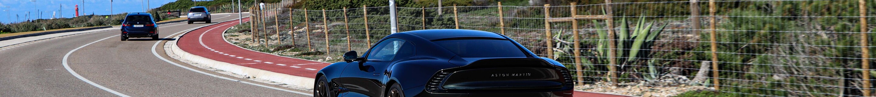 Aston Martin Vanquish 2025