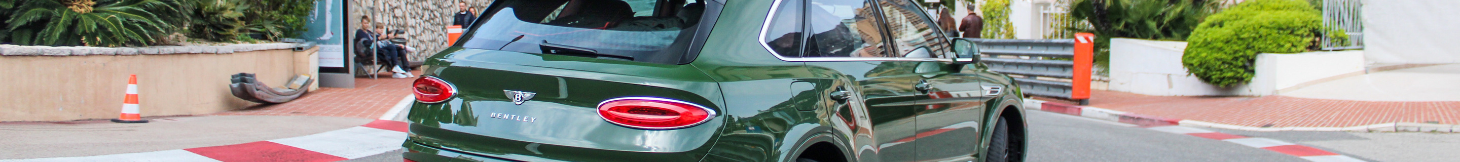 Bentley Bentayga V8 2021