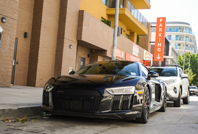 Audi R8 V10 Plus 2015