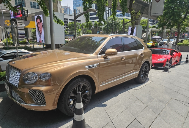 Bentley Bentayga Hybrid 2024