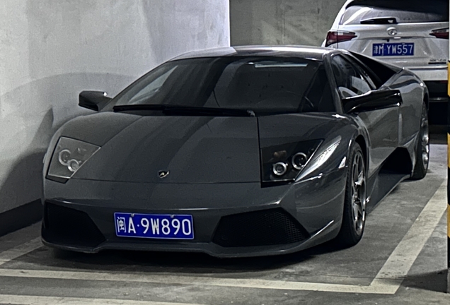 Lamborghini Murciélago LP640