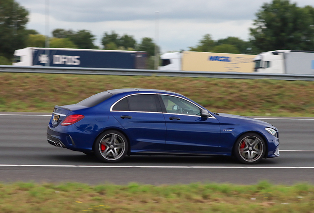 Mercedes-AMG C 63 S W205