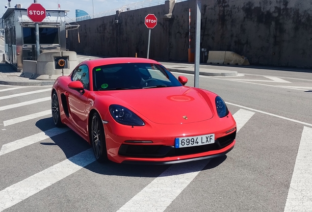 Porsche 718 Cayman GTS