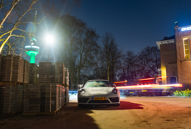 Porsche 992 Carrera 4 GTS Cabriolet MkI
