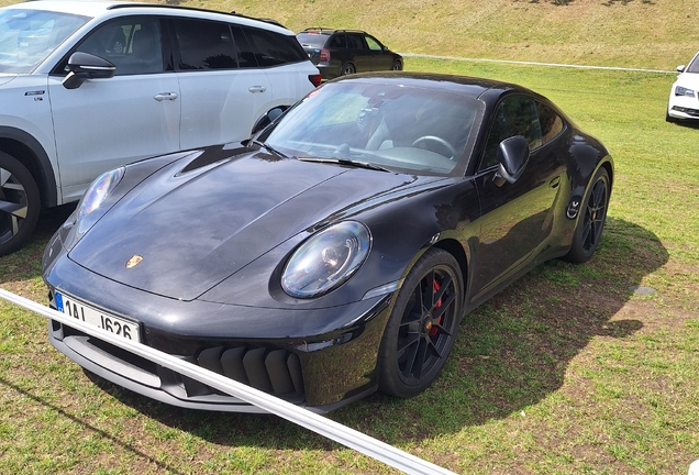 Porsche 992 Carrera 4 GTS MkII