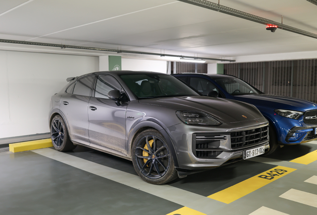 Porsche Cayenne Coupé Turbo E-Hybrid