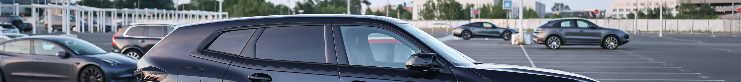 BMW XM G09