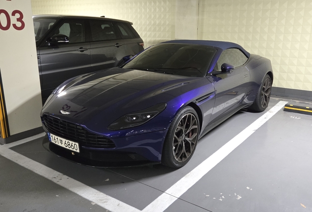 Aston Martin DB11 V8 Volante
