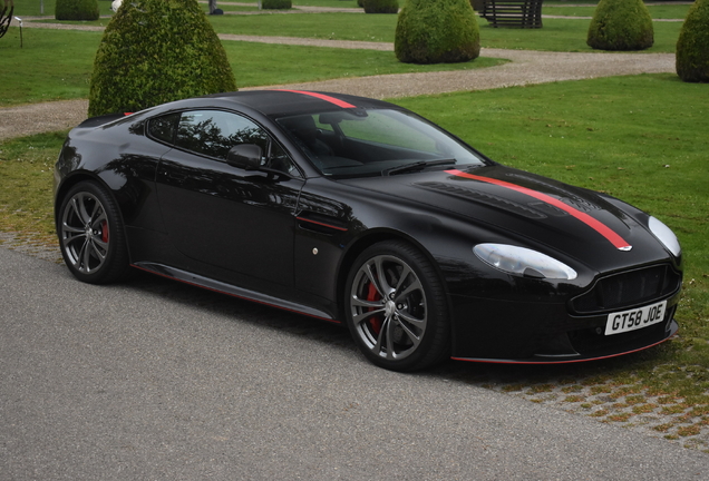 Aston Martin V12 Vantage S