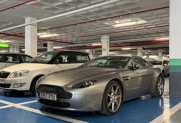 Aston Martin V8 Vantage