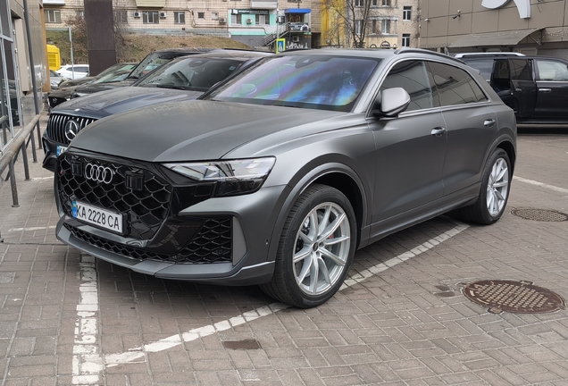 Audi RS Q8 2024