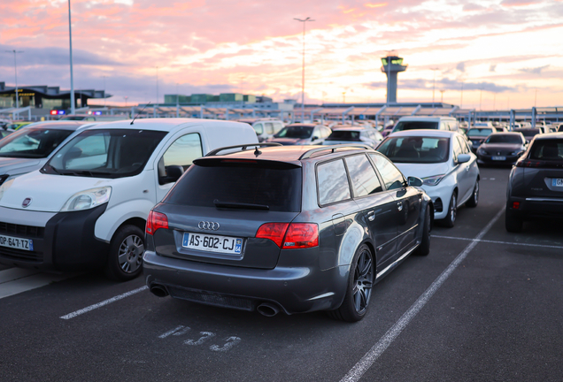 Audi RS4 Avant B7