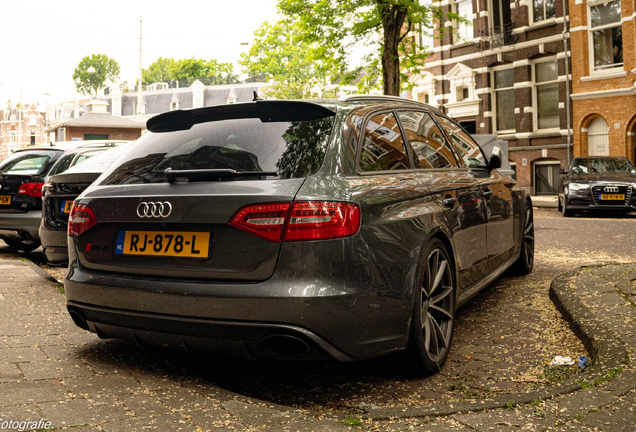 Audi RS4 Avant B8