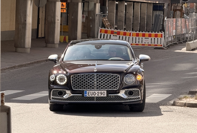 Bentley Flying Spur Hybrid Mulliner