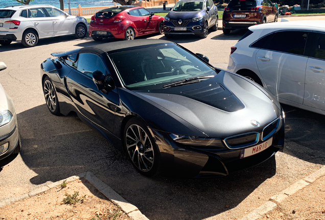 BMW i8 Roadster