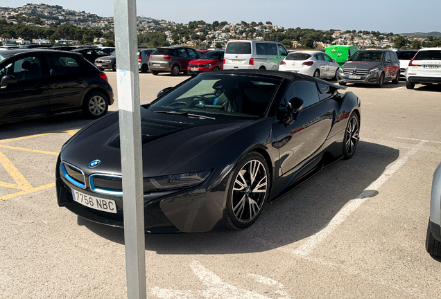 BMW i8 Roadster