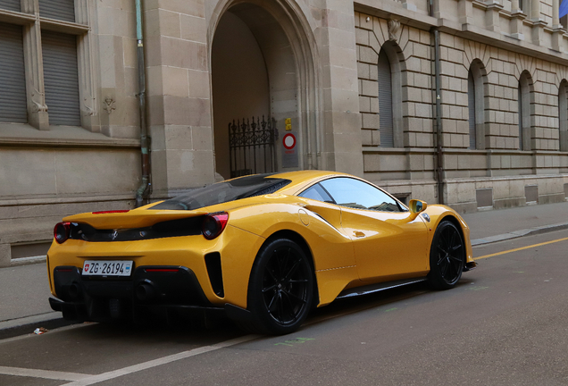 Ferrari 488 Pista