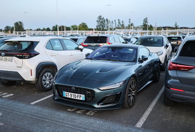 Jaguar F-TYPE R75 Coupé