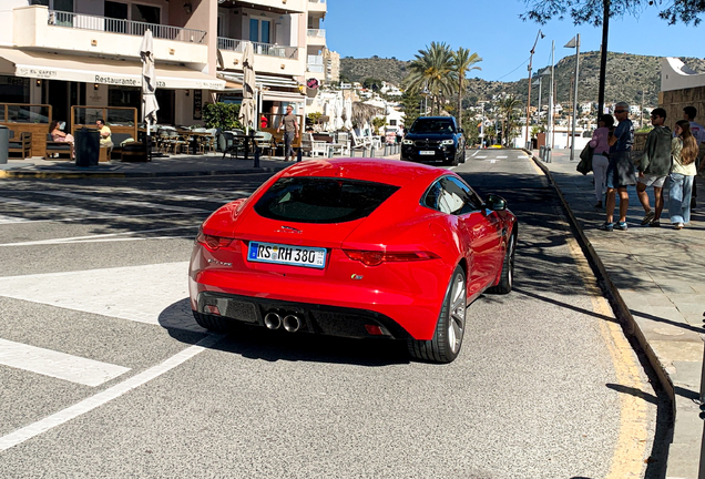 Jaguar F-TYPE S Coupé