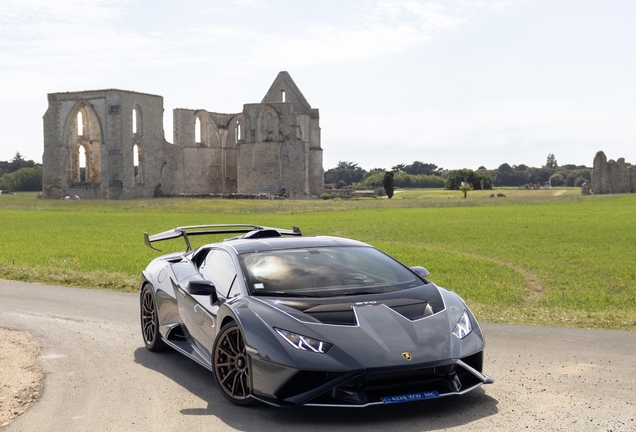Lamborghini Huracán LP640-2 STO