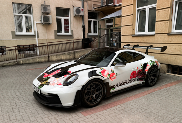 Porsche 992 GT3 RS MkI Weissach Package