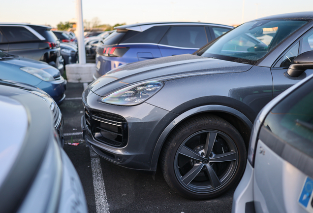 Porsche Cayenne Turbo S E-Hybrid