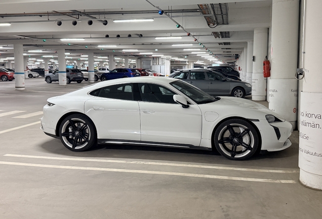 Porsche Taycan Turbo MkI