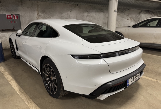 Porsche Taycan Turbo MkI