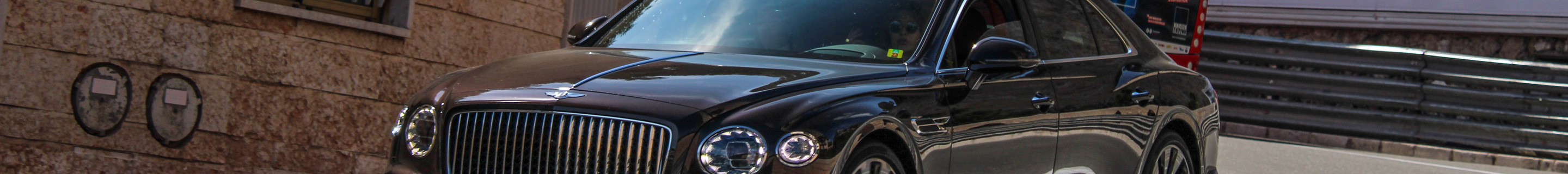 Bentley Flying Spur V8 2021